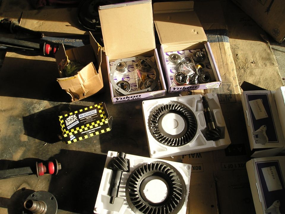 Yukon differential gear sets and Lock Right locker box
