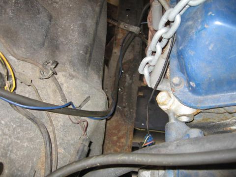 1976 Ford F-150 - look how much room is there!!! here is a tip, install new motor mounts BEFORE perches, gives you more room.