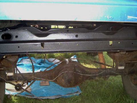 1984 Ford Bronco - Rear frame painted