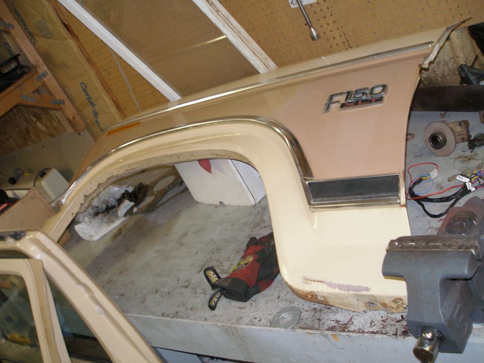 picked up a fender for the bronco