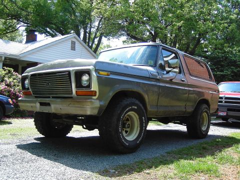 1978 Ford Bronco - left front