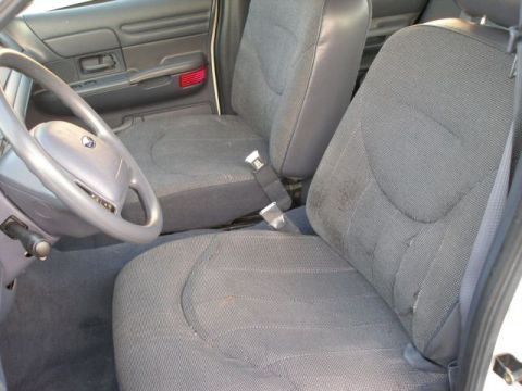 2001 Ford Crown Victoria - Note the incorrect seats. These seats were replaced with recovered new 2001 model seats before I purchased the Vic.