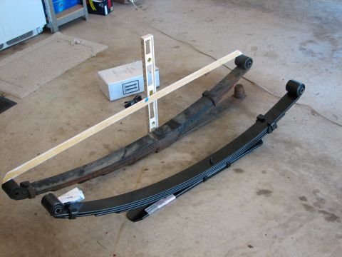 2000 Ford Excursion - Old & New Rear Spring