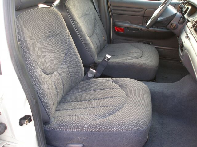 Gray fabric seats and dashboard of a 2001 Ford Crown Victoria