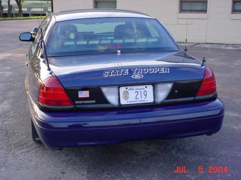 2001 Ford Crown Victoria - Note the antenna mounting.
