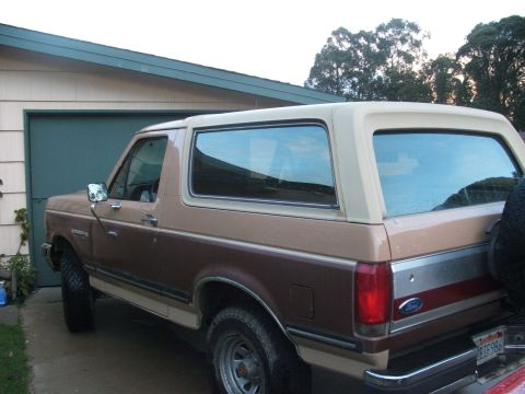 1987 Ford Bronco photo