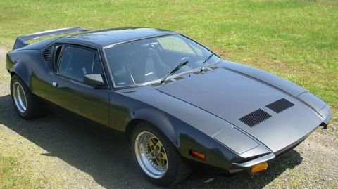 1972 DeTomaso Pantera “Side oil”