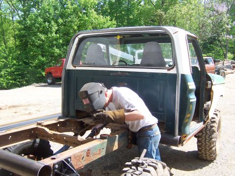 1978 Ford Bronco - Jewel getting it done