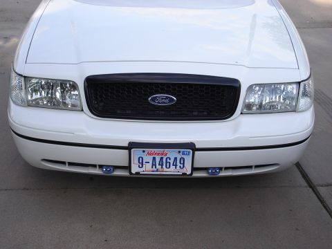 2000 Ford Crown Victoria photo