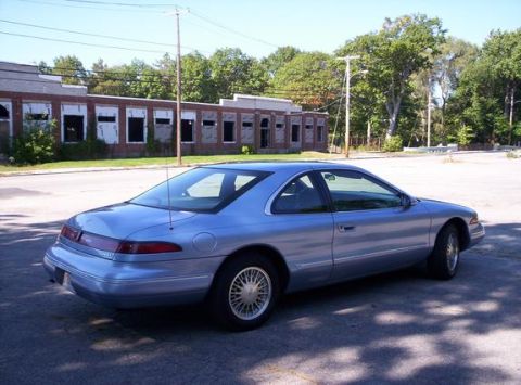 1994 Lincoln Mark VIII photo