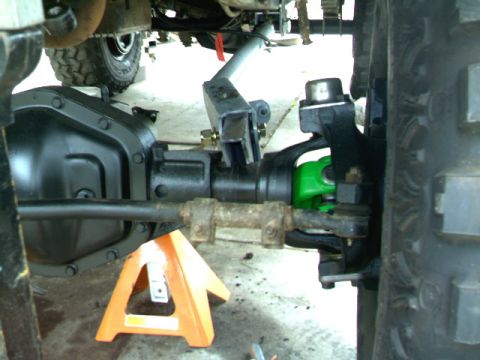 1989 Ford Bronco - radius arm axle mount