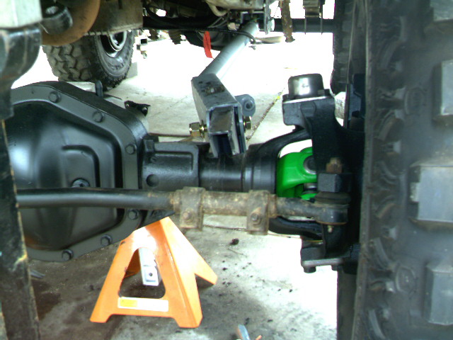 radius arm axle mount