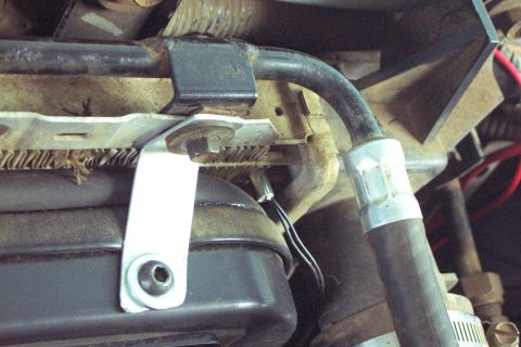 1996 Ford Bronco - Temperature Probe The temperature probe is installed in the radiator core next to the coolant return port (upper hose returning coolant fro…