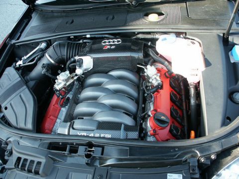 2001 Mercury Grand Marquis - The V8 4.2 FSI engine is visible in this detailed view of a car's engine bay.