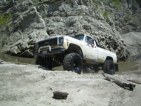 1987 Suzuki Samurai “Sammy”