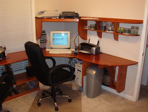 2004 Land Rover Land Rover - I'm pretty much moved in, but when I find a flat-panel monitor I like, I'll move the scanner down behind it & mount the monitor to an arm o…