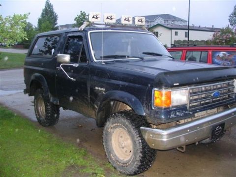 1989 Ford Bronco - New Ventvisors