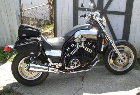 1999 Yamaha V-Max photo