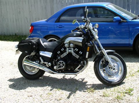 1999 Yamaha V-Max photo