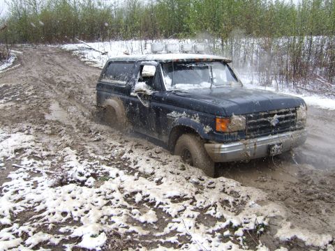 1989 Ford Bronco - Told Dave about Mud hole I wanted to try, But wanted to wait until I had someone with a winch. I drove through no problem. Then Dave drove…
