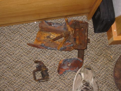 1995 Ford Bronco - all the brackets i cut off. maybe this asn't the best time to learn to use an oxy-aceteline torch... but i did really well i think.