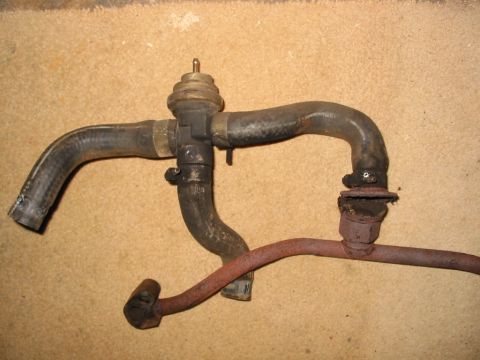 1988 Ford Bronco - Close up of rusted check valve.