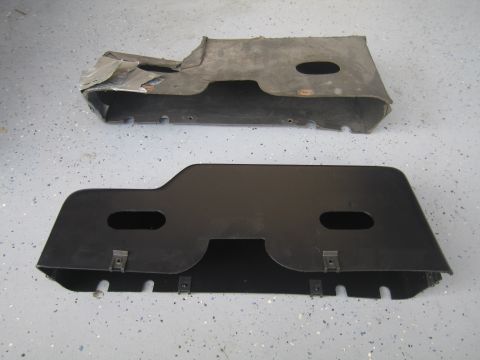 1979 Ford Bronco - The plastic glove box is much more durable than the stock cardboard one.