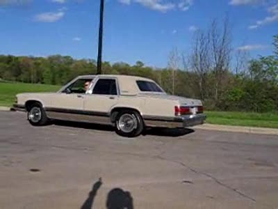 1988 Mercury Grand Marquis - A short 15 second video of a little burnout.