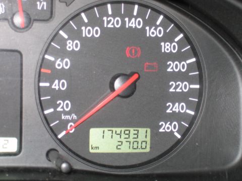 1999 Volkswagen Passat photo
