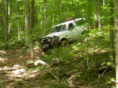 1990 Ford Bronco - Here's Juice52 creeping through the woods.