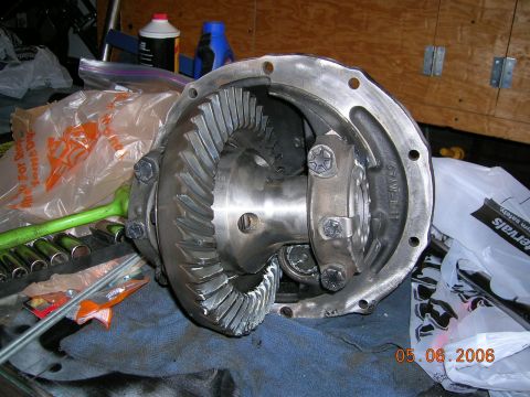 1985 Ford Bronco - rr detroit and 4.56 gears.