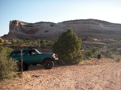 1996 Ford Bronco - Watering the rocks on the Kokopelli Trail.