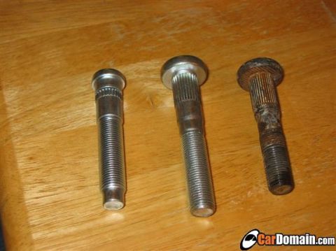 1994 Ford Bronco - left to right is the ford sterling lug (dorman 610-301) chevy dually (610-194) and chevy 14B(610-189)