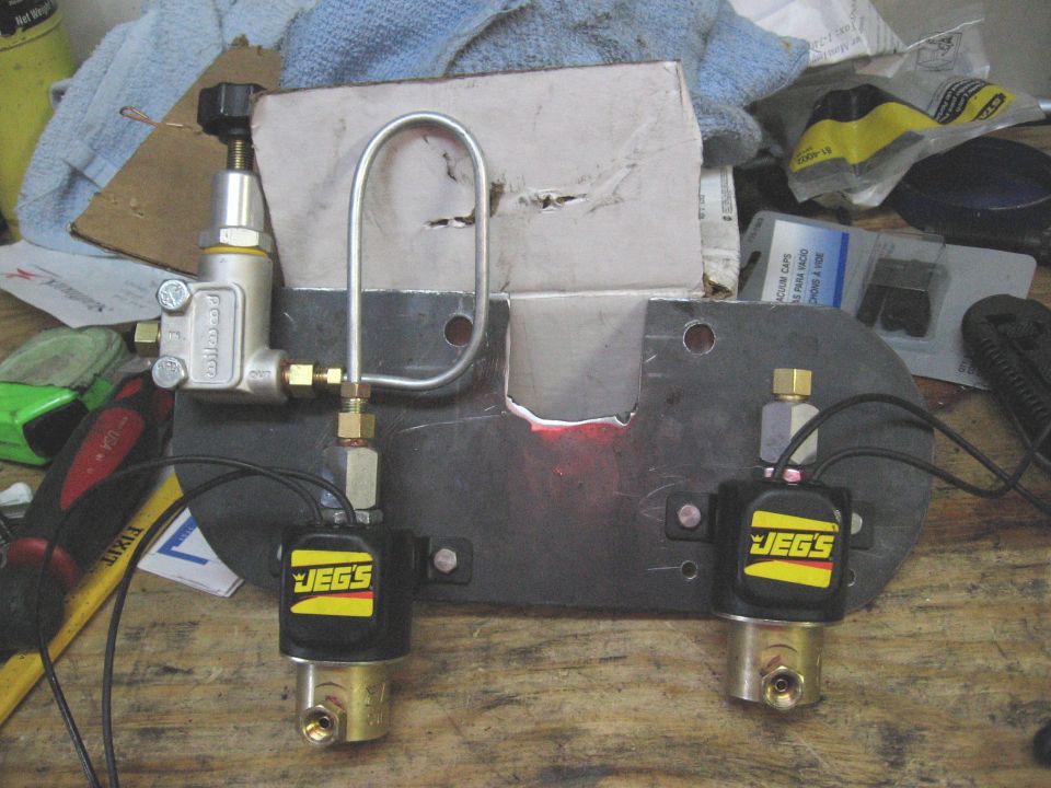 JEGS fuel solenoid kit with Wilwood regulator and braided lines