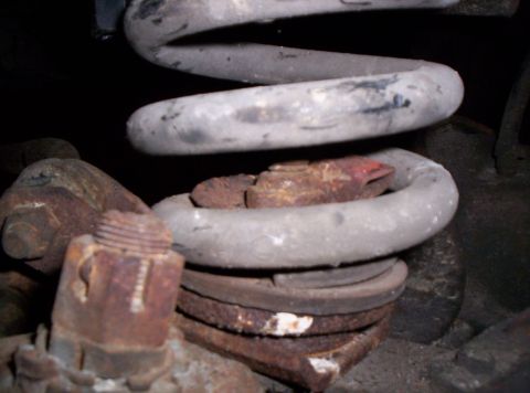 1986 Ford Bronco - Coil Lower Mount