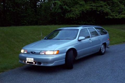 1994 Ford Taurus photo