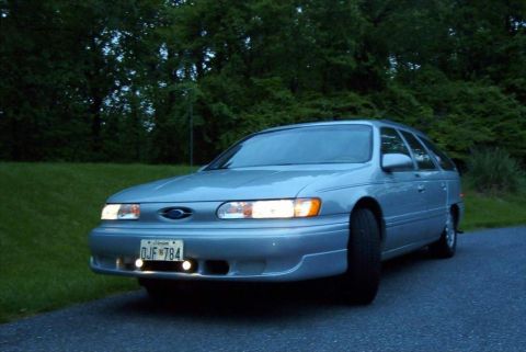 1994 Ford Taurus photo