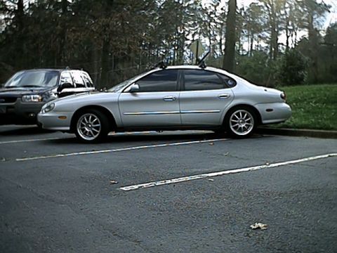 1998 Ford Taurus - Side view of my taurus. 3/18/02