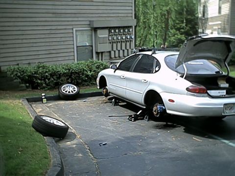 1998 Ford Taurus - Yet another pic.