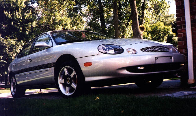 1999 Ford Taurus