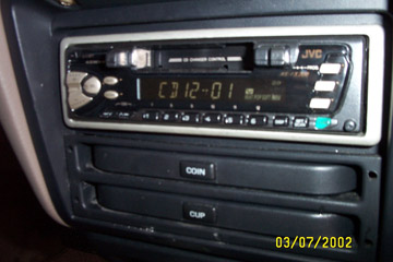1993 Ford Taurus - JVC 12-disc AM/FM cassette headunit.
