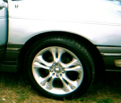 1991 Ford Taurus - quatum tek 215-50-17