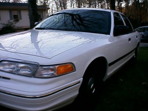 1996 Ford Crown Victoria - This 1996 Ford Crown Victoria is shown from a 3/4 front angle.