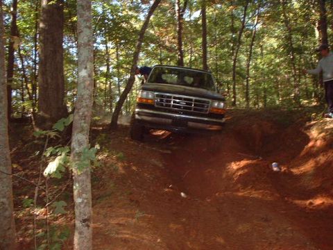 1990 Ford Bronco - seeing how close to the tree we can get before hitting it