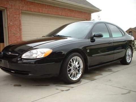 2000 Ford Taurus - front profile