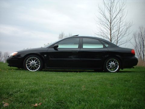 2000 Ford Taurus photo