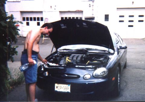 1998 Ford Taurus photo