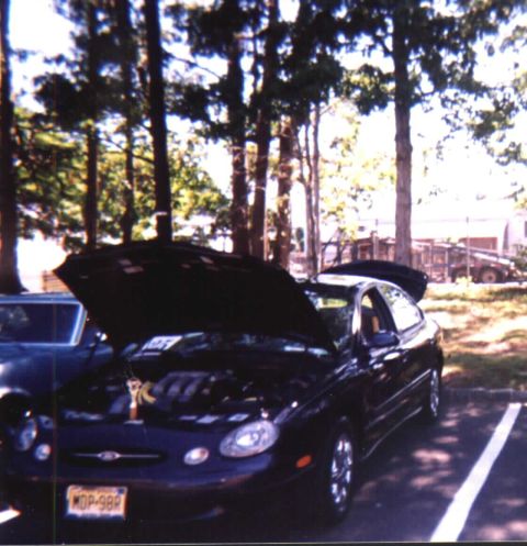 1998 Ford Taurus photo