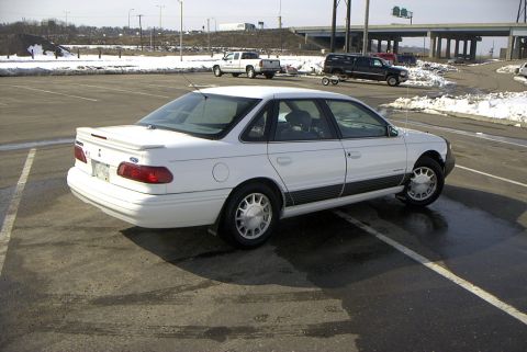 1995 Ford Taurus - Rear Passanger Side