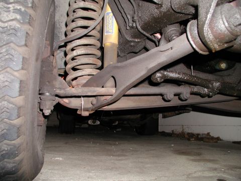 1977 Ford F-250 - Driver side pic of suspension from back